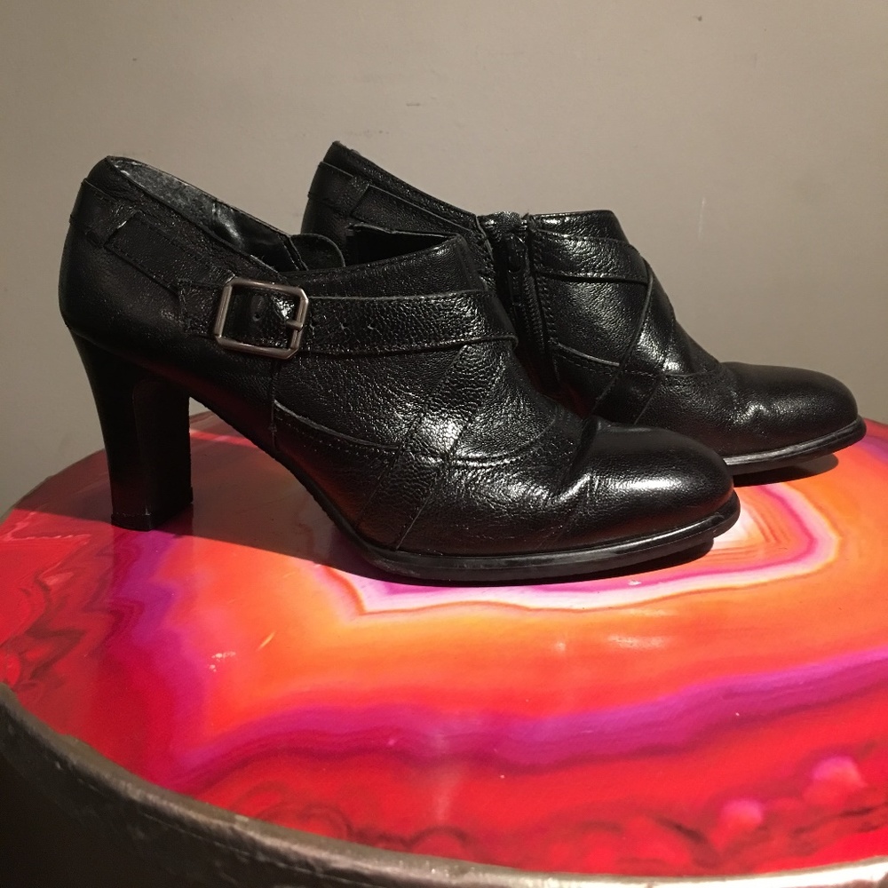 Karen Scott Black Leather Ankle Boots